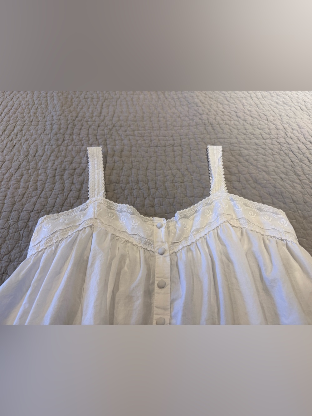 NWOT Vintage Victoria’s Secret Country Cottons Long White Lace Trim Nightgown - Picture 3 of 5